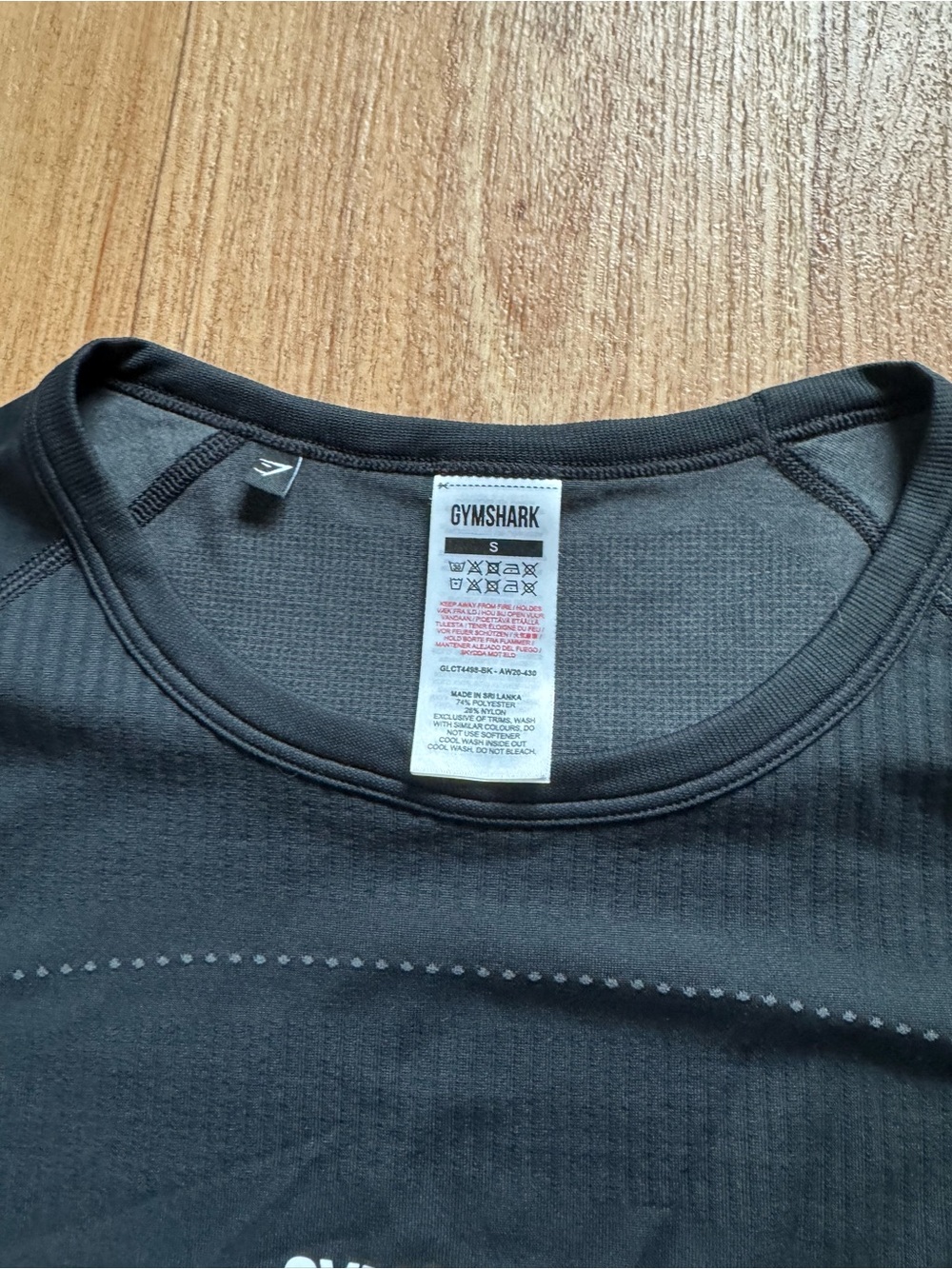 Gymshark top - Picture 2 of 3